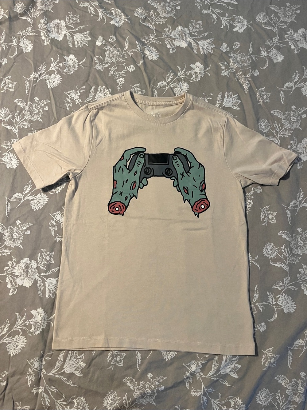 wonder nation Beige Tee with Zombie Hands Gamer Graphic